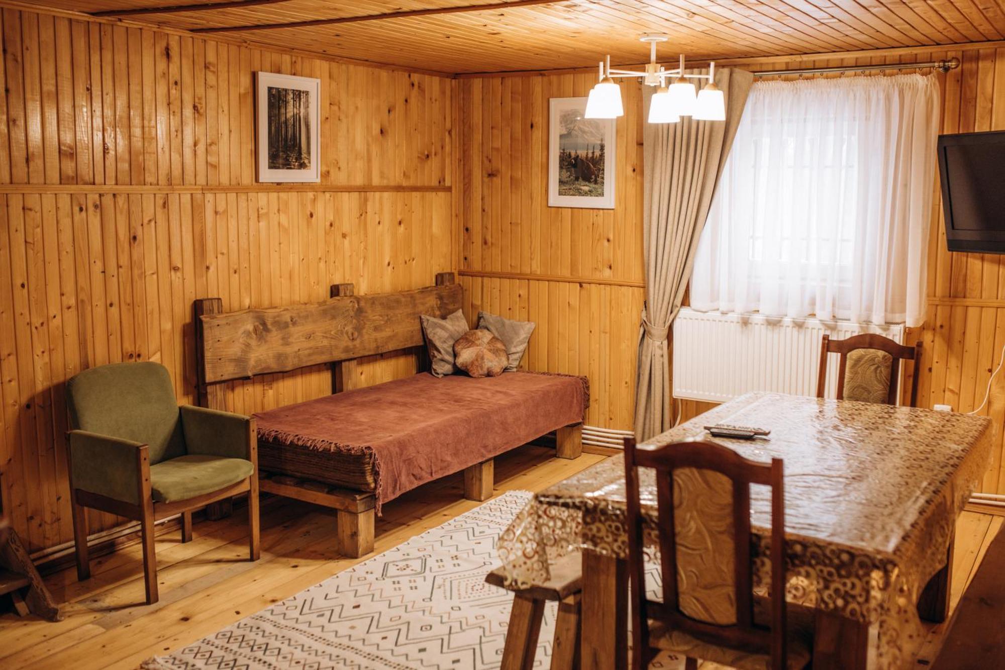 Dolyna Mykolaya Villa Migovo Room photo
